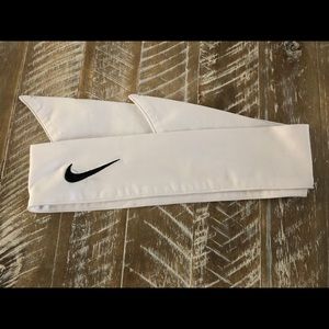 Nike Tie Headband. Barley Used.